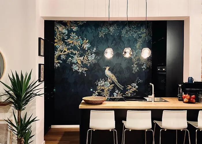 Designwohnung Schaufenster Sehr Zentral Gelegen